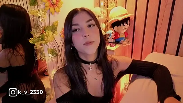 sofiesoft online show from April 2026 09:42:02 PM