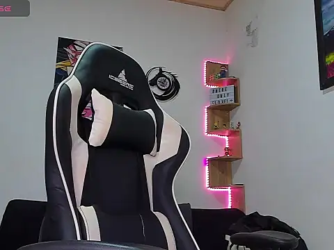 Snapshot of Marco_diaz1 chatting on October 2025 12:45:01 AM Marco diaz1 online show from October 2025 12:45:01 AM