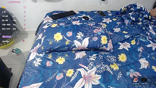 Uzziah Sabag online show from November 2025 12:00:01 AM