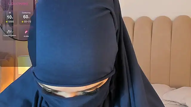 Snapshot of anna-henao chatting on February 2025 02:02:01 PM anna-henao online show from February 2025 02:02:01 PM