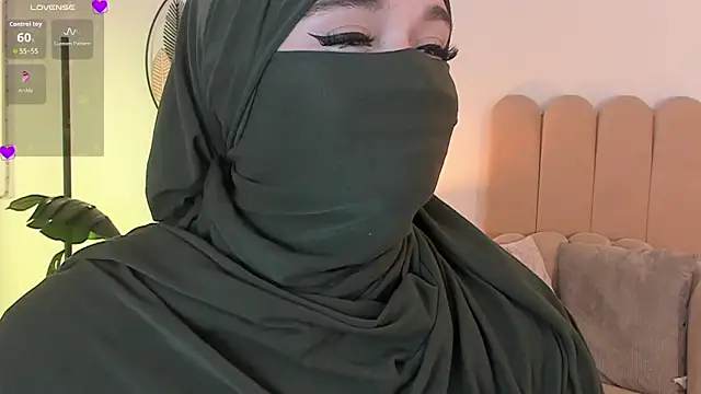 anna-henao online show from April 2026 09:05:02 PM