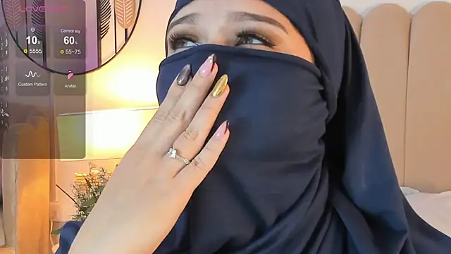 Snapshot of anna-henao chatting on February 2025 07:00:01 PM anna-henao online show from February 2025 07:00:01 PM