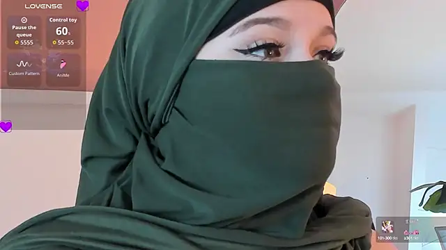 Snapshot of anna-henao chatting on September 2025 08:47:01 PM anna-henao online show from September 2025 08:47:01 PM