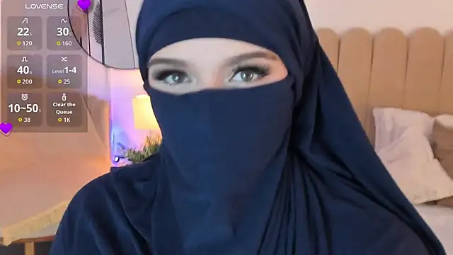 Snapshot of anna-henao chatting on September 2025 07:25:02 PM anna-henao online show from September 2025 07:25:02 PM