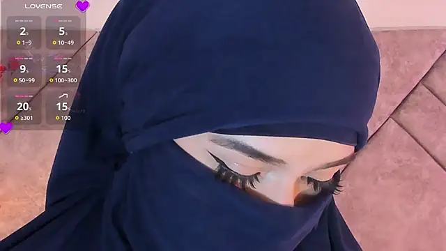 anna-henao online show from November 2025 07:25:02 PM