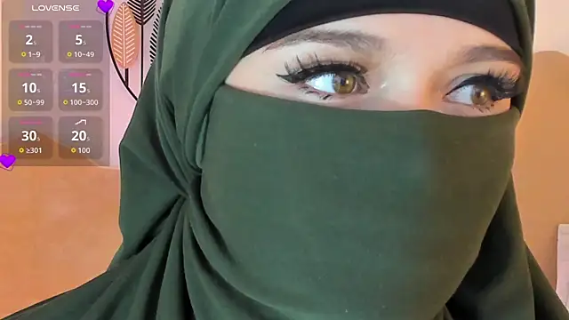 Snapshot of anna-henao chatting on September 2025 11:49:01 PM anna-henao online show from September 2025 11:49:01 PM