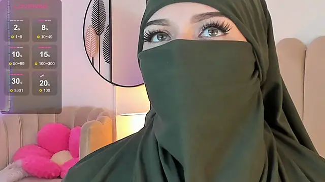 Snapshot of anna-henao chatting on March 2025 01:47:01 PM anna-henao online show from March 2025 01:47:01 PM