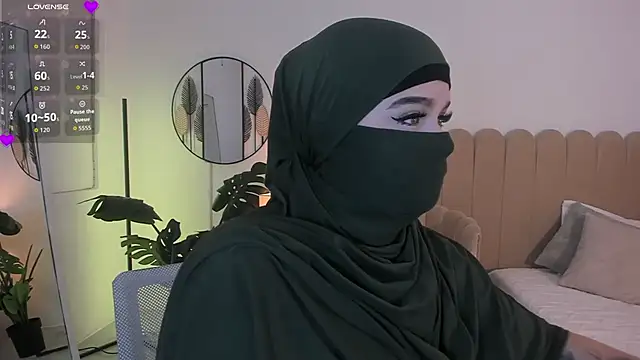 anna-henao online show from April 2026 07:41:02 PM