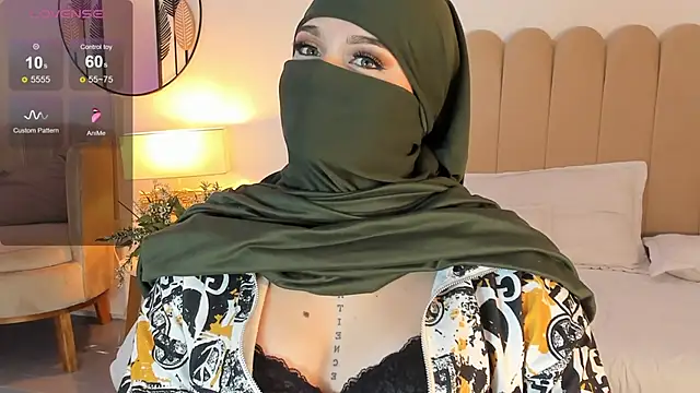 Snapshot of anna-henao chatting on February 2025 12:17:02 PM anna-henao online show from February 2025 12:17:02 PM