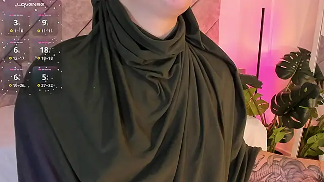 Snapshot of anna-henao chatting on October 2025 07:36:01 PM anna-henao online show from October 2025 07:36:01 PM