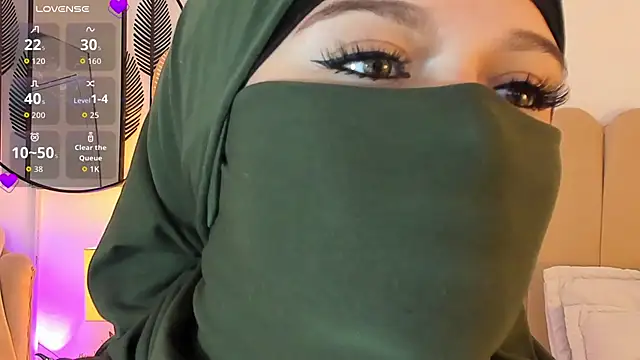 Snapshot of anna-henao chatting on September 2025 07:02:02 PM anna-henao online show from September 2025 07:02:02 PM