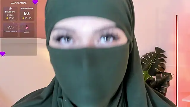 Snapshot of anna-henao chatting on October 2025 07:03:02 PM anna-henao online show from October 2025 07:03:02 PM