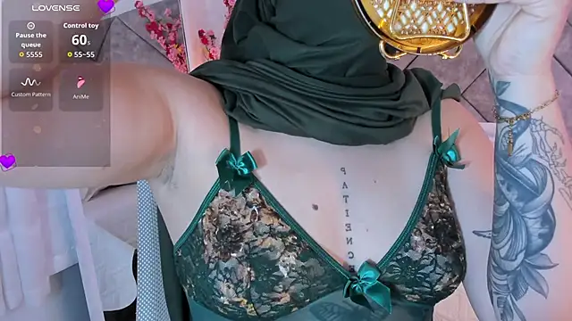 anna-henao online show from December 2025 07:50:02 PM