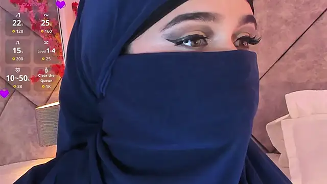 anna-henao online show from December 2025 08:04:02 PM