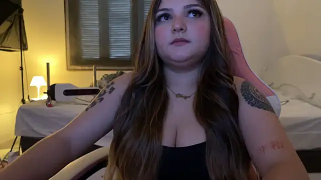 Snapshot of SweetPaige_ chatting on December 2025 08:04:02 PM SweetPaige online show from December 2025 08:04:02 PM