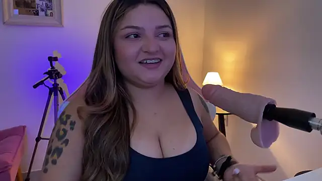 Snapshot of SweetPaige_ chatting on March 2026 05:47:02 PM SweetPaige online show from March 2026 05:47:02 PM