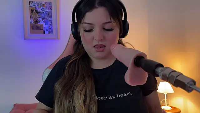 SweetPaige  online show from November 2025 05:06:01 PM