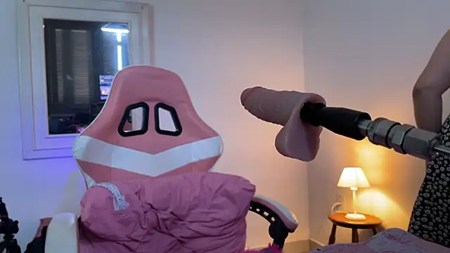 SweetPaige  online show from October 2025 03:46:02 PM