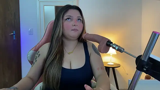 Snapshot of SweetPaige_ chatting on October 2025 02:40:02 PM SweetPaige online show from October 2025 02:40:02 PM