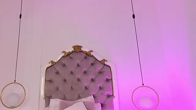 Pushaina   online show from November 2025 02:59:01 AM