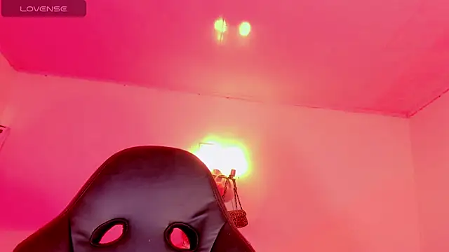 naomy  xx online show from February 2026 03:28:01 AM