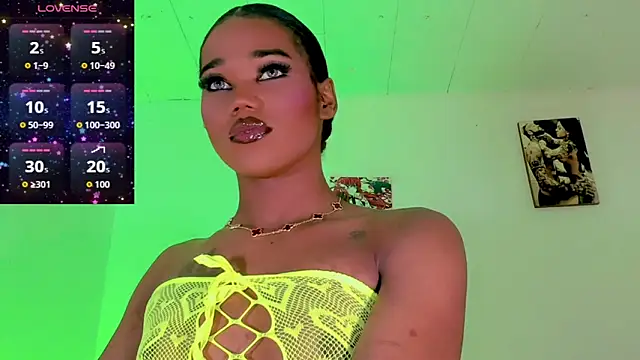 naomy  xx online show from October 2025 03:06:01 AM