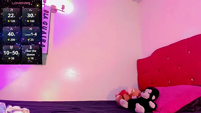 naomy  xx online show from December 2025 03:07:01 AM