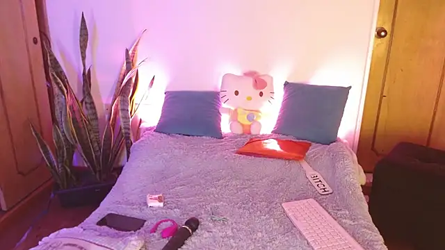 kittycatw online show from September 2025 06:39:02 AM
