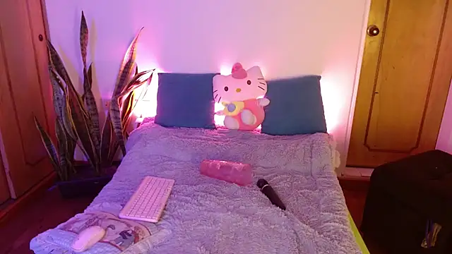 kittycatw online show from September 2025 12:16:02 PM
