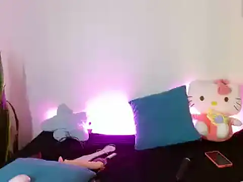 kittycatw online show from January 2025 08:53:01 PM
