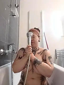 divine eve online show from January 2026 05:52:01 PM