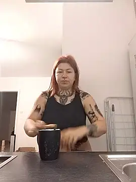 divine eve online show from January 2026 03:19:01 PM