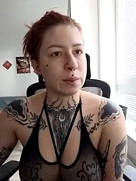 Snapshot of divine_eve chatting on March 2026 01:27:01 PM divine eve online show from March 2026 01:27:01 PM