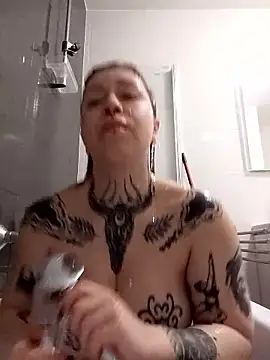 divine eve online show from January 2026 02:31:01 PM