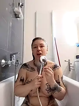 Snapshot of divine_eve chatting on March 2026 04:31:01 PM divine eve online show from March 2026 04:31:01 PM