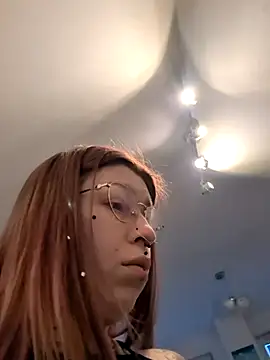 divine eve online show from December 2025 12:17:02 PM