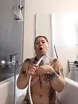 divine eve online show from October 2025 03:53:01 PM