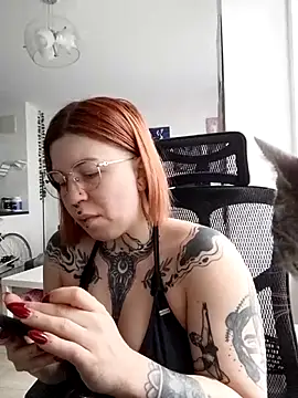 Snapshot of divine_eve chatting on March 2026 10:13:01 AM divine eve online show from March 2026 10:13:01 AM