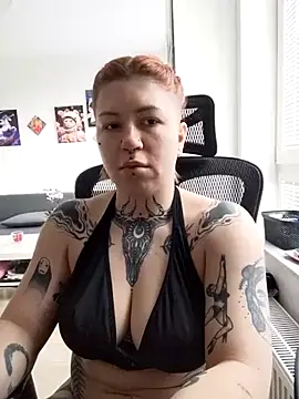 Snapshot of divine_eve chatting on March 2026 10:15:01 AM divine eve online show from March 2026 10:15:01 AM