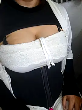 Derry Cooper online show from March 2026 03:30:02 AM