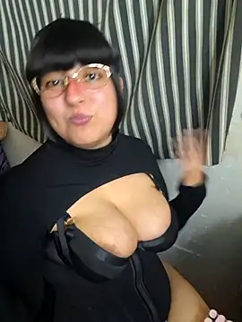 Derry Cooper online show from March 2026 06:54:02 AM