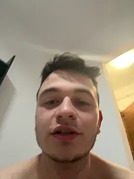 Kosty61  online show from February 2026 09:42:01 PM