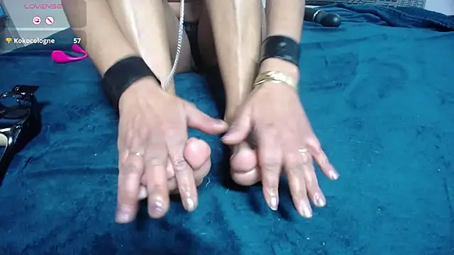 Sexapoly1 online show from February 2026 12:26:01 PM