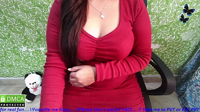 Snapshot of _mOOn_light_ chatting on November 2025 05:06:02 AM mOOn light online show from November 2025 05:06:02 AM