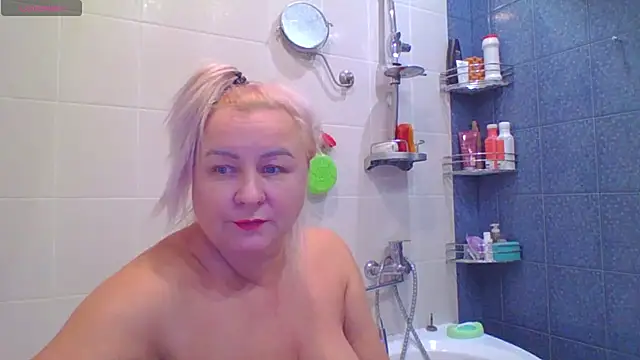 mira robinsonnn online show from October 2025 03:25:02 PM