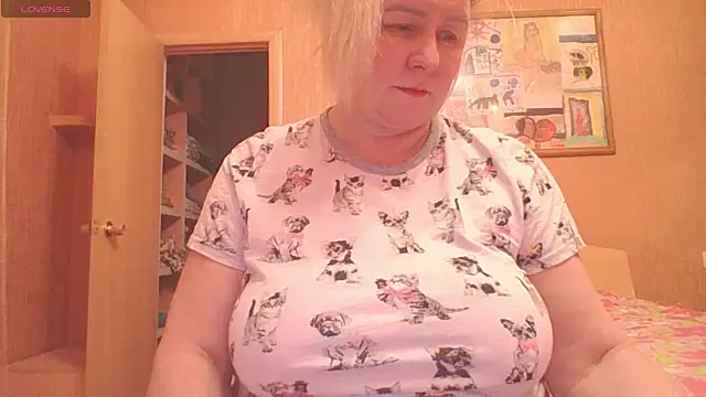 mira robinsonnn online show from February 2026 06:40:02 PM