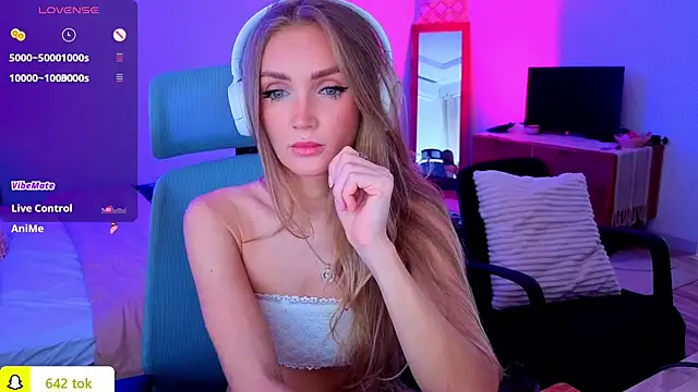 PrincessVS online show from October 2025 03:29:02 AM