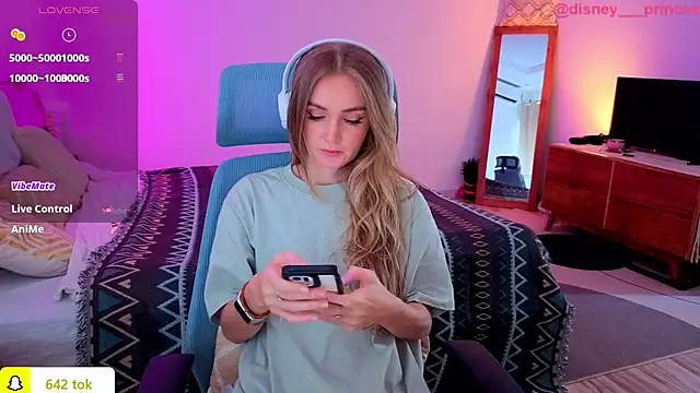 PrincessVS online show from November 2025 03:43:02 AM