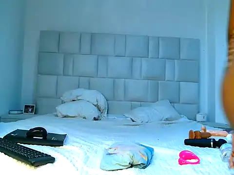 star gurl online show from January 2026 10:27:02 PM