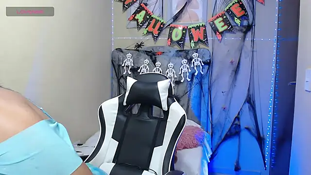 lindsay sweet2 online show from October 2025 05:08:02 AM